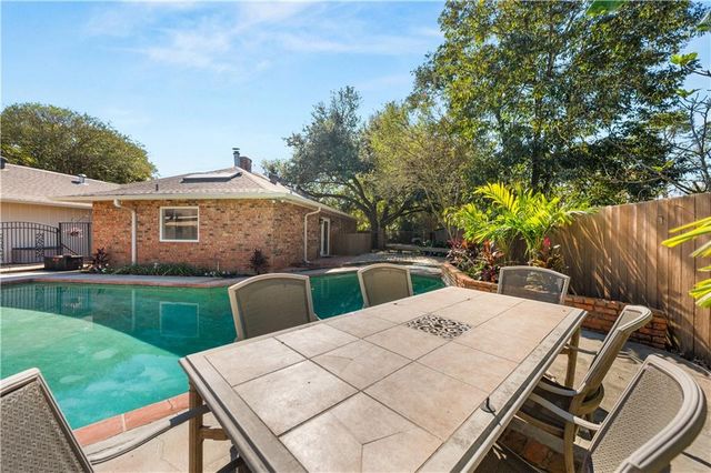 4704 WHITEFIELD Boulevard, Alexandria, LA 71303