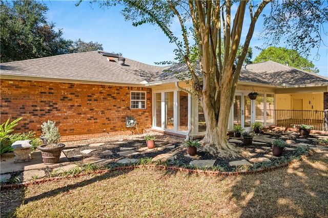 4704 WHITEFIELD Boulevard, Alexandria, LA 71303