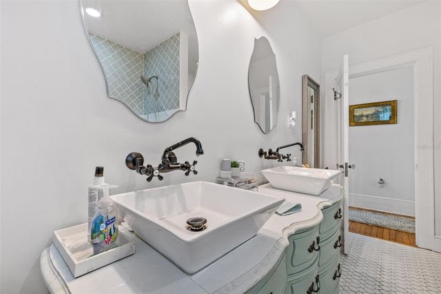 623 N AMELIA AVENUE, Deland, FL 32724