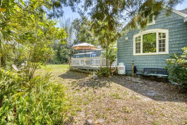 623 N AMELIA AVENUE, Deland, FL 32724