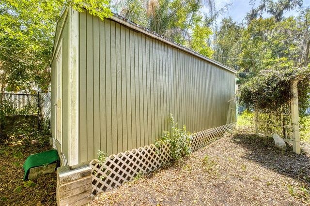 623 N AMELIA AVENUE, Deland, FL 32724