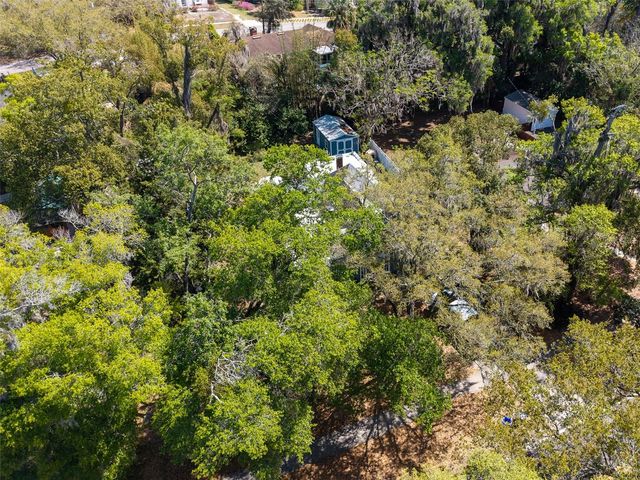 623 N AMELIA AVENUE, Deland, FL 32724