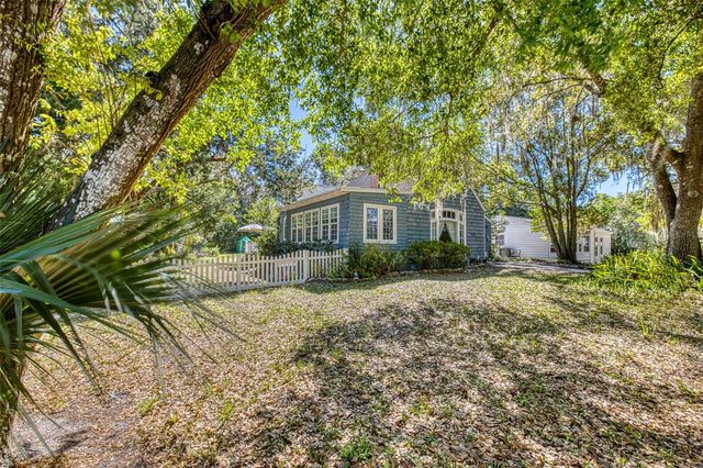 623 N AMELIA AVENUE, Deland, FL 32724