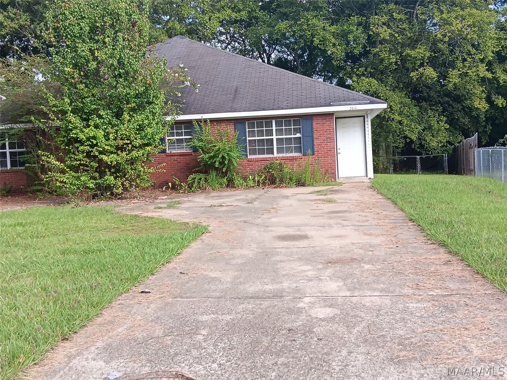 2641 Whispering Pine Drive, Montgomery, AL 36116