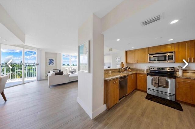 1555 N Treasure Dr 509, North Bay Village, FL 33141