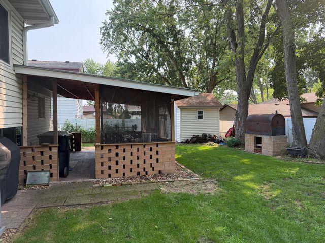 812 123rd Lane NW, Coon Rapids, MN 55448