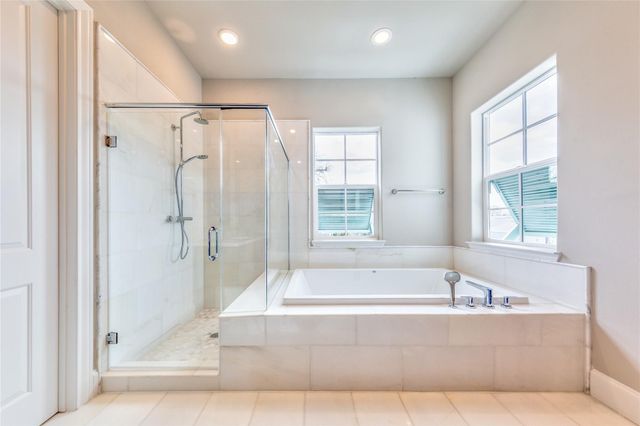 2702 Harvard Street, Houston, TX 77008