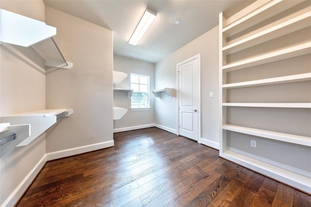 2702 Harvard Street, Houston, TX 77008