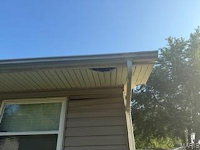 3535 Ridgewood Drive, St Charles, MO 63303