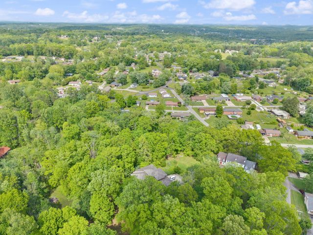 207 Debbie Lane, Corbin, KY 40701