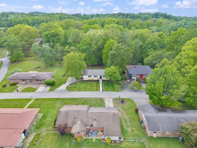 207 Debbie Lane, Corbin, KY 40701