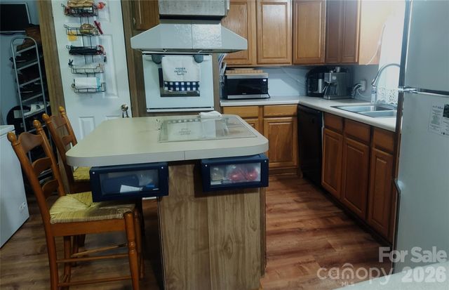 46 Larkspur Lane, Canton, NC 28716
