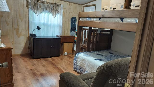 46 Larkspur Lane, Canton, NC 28716