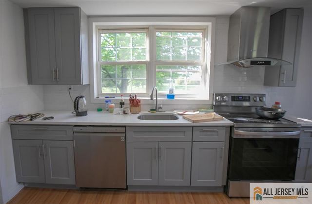 449 Metlars Lane, Piscataway, NJ 08854