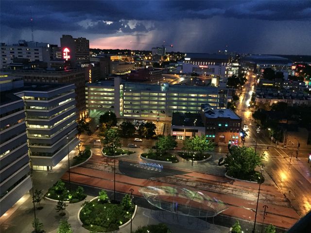 300 Walnut Street 1803, Des Moines, IA 50309