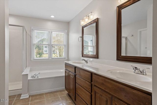 12008 Amoretto Way, Raleigh, NC 27613