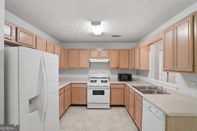 303 Newfield Way, Peachtree City, GA 30269