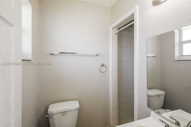 3321 NW 177th Ter, Miami Gardens, FL 33056