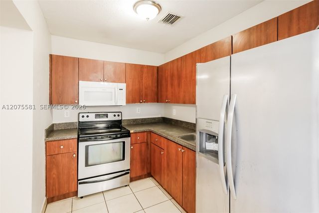 3321 NW 177th Ter, Miami Gardens, FL 33056