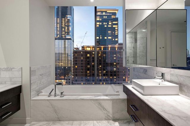 210 Lavaca ST 2105, Austin, TX 78701