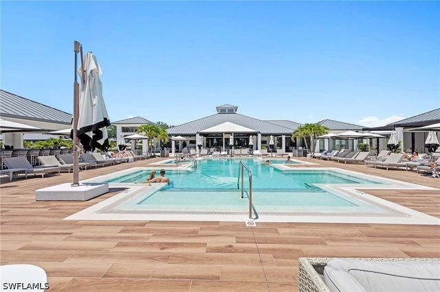 13915 Old Coast RD 1706, Naples, FL 34110