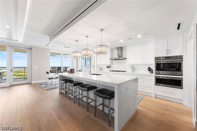 13915 Old Coast RD 1706, Naples, FL 34110