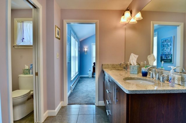 87 Wilkinson St, Worcester, MA 01606