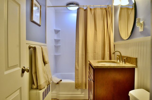 87 Wilkinson St, Worcester, MA 01606