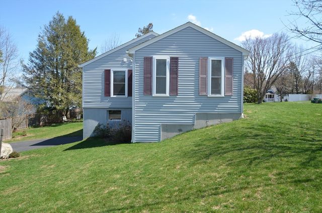 87 Wilkinson St, Worcester, MA 01606