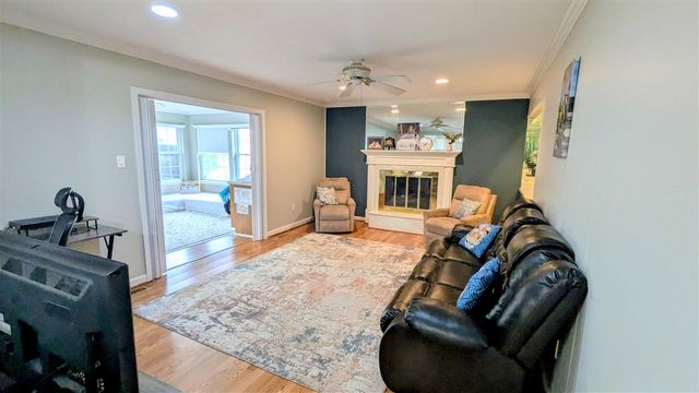 20519 Mauer Street, Saint Clair Shores, MI 48080