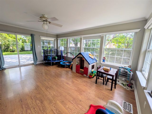 20519 Mauer Street, Saint Clair Shores, MI 48080