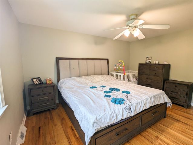 20519 Mauer Street, Saint Clair Shores, MI 48080