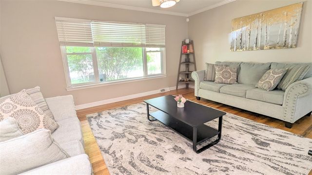 20519 Mauer Street, Saint Clair Shores, MI 48080