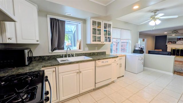 20519 Mauer Street, Saint Clair Shores, MI 48080