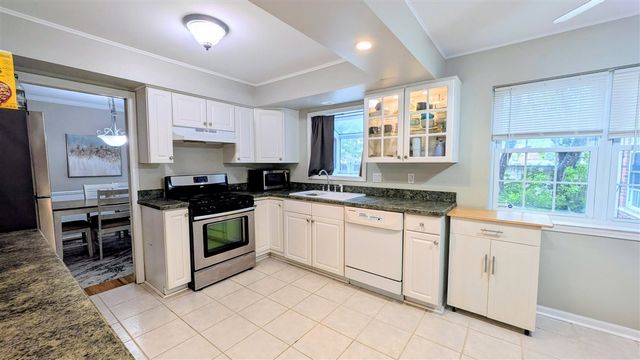 20519 Mauer Street, Saint Clair Shores, MI 48080