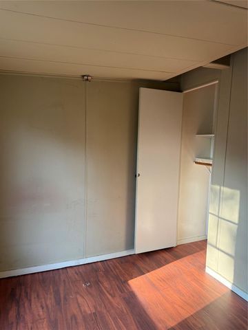 122 Pawnee CT, Smithville, TX 78957