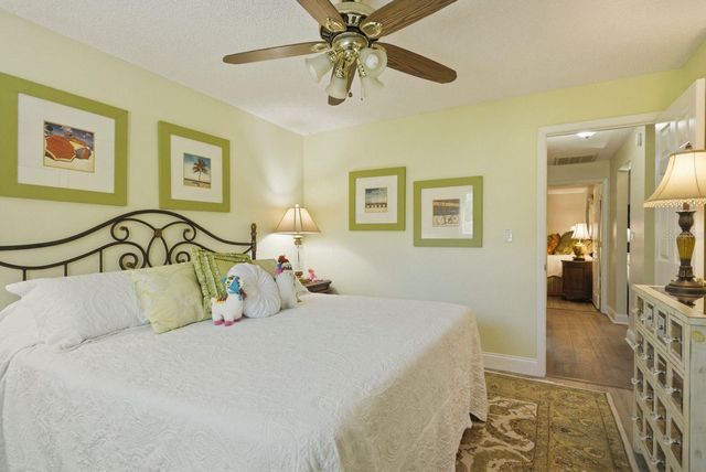 1736 PINE HILL COURT, Safety Harbor, FL 34695