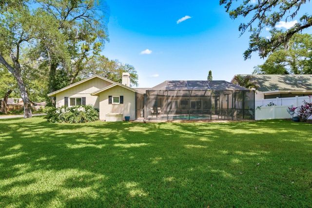 1736 PINE HILL COURT, Safety Harbor, FL 34695