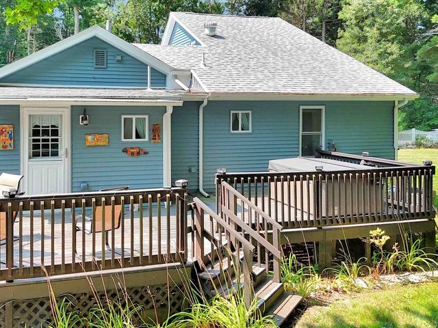 236 Thomas St, Middleboro, MA 02346