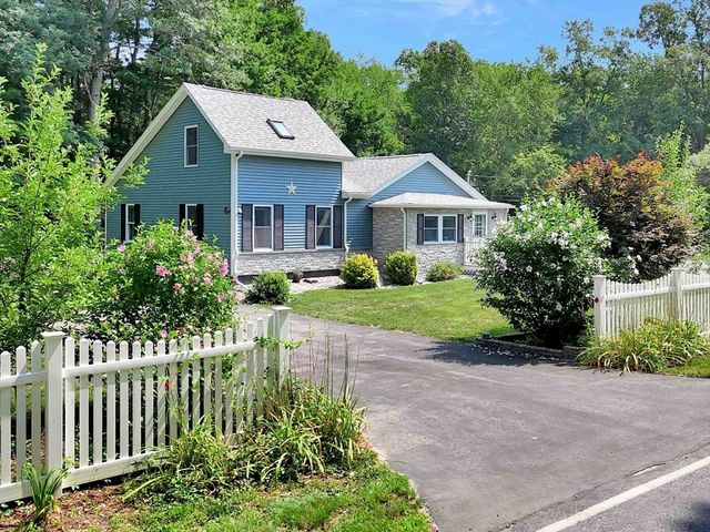 236 Thomas St, Middleboro, MA 02346