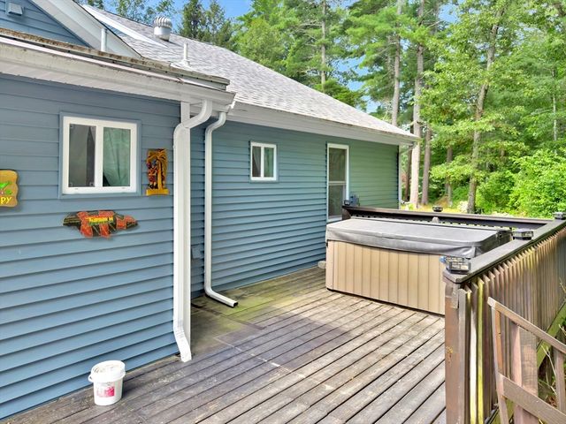 236 Thomas St, Middleboro, MA 02346