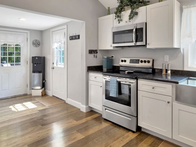 236 Thomas St, Middleboro, MA 02346