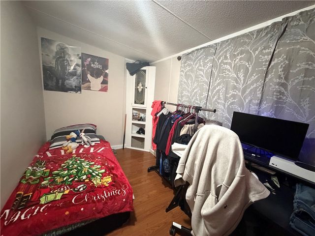 2207 Emerald Drive, Bryan, TX 77803