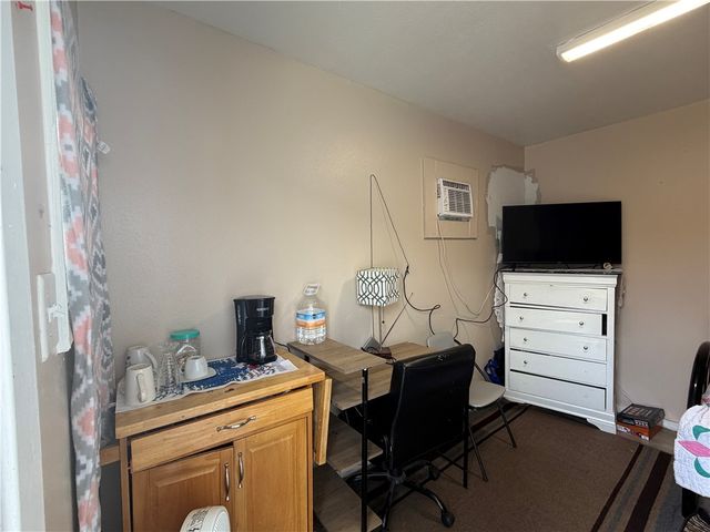 2207 Emerald Drive, Bryan, TX 77803