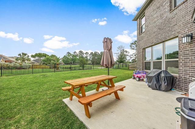 10726 Hidden Arrow Court, Humble, TX 77338