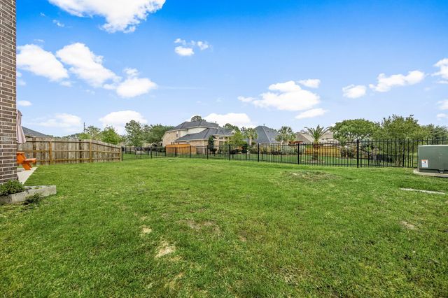 10726 Hidden Arrow Court, Humble, TX 77338