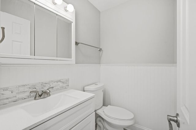 1482 21st Avenue NW 1, New Brighton, MN 55112