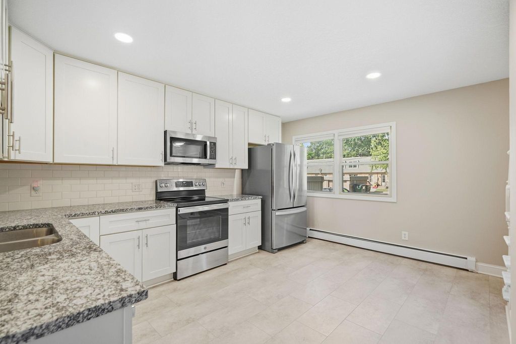 1482 21st Avenue NW 1, New Brighton, MN 55112 — photo 4