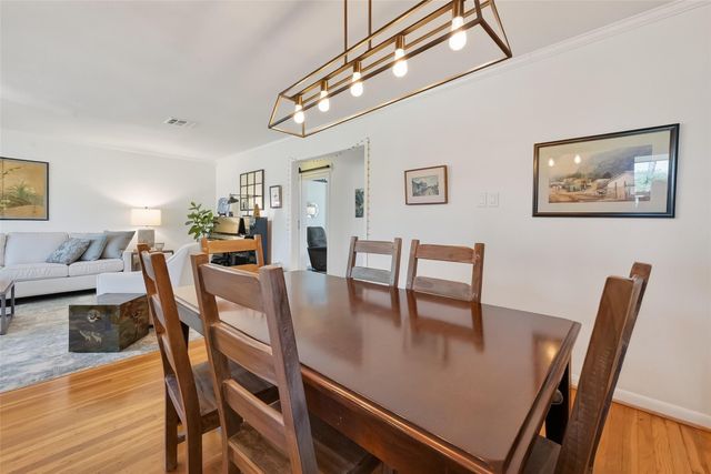 4325 Willowbend Boulevard, Houston, TX 77035