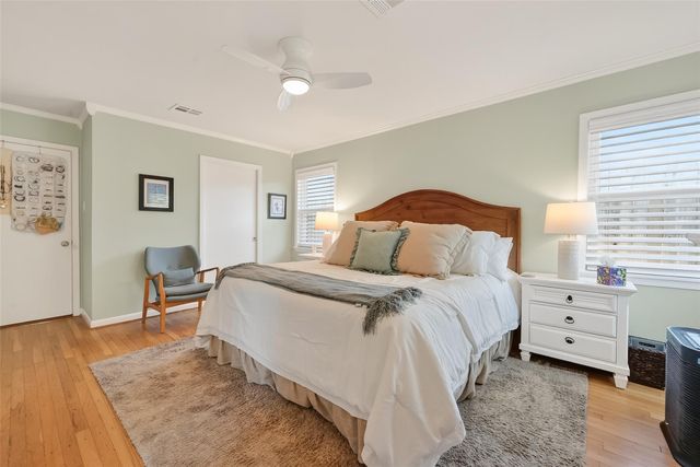 4325 Willowbend Boulevard, Houston, TX 77035